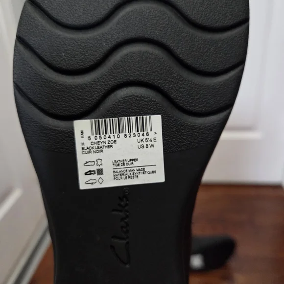 Clarks Collection Women's Cheyn Zoe Black Leather Ankle Boots Size 8W Comfort - Picture 12 of 12